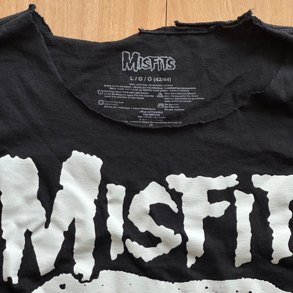 Large Black Misfits Shirt Collarless - Picture 2 of 2